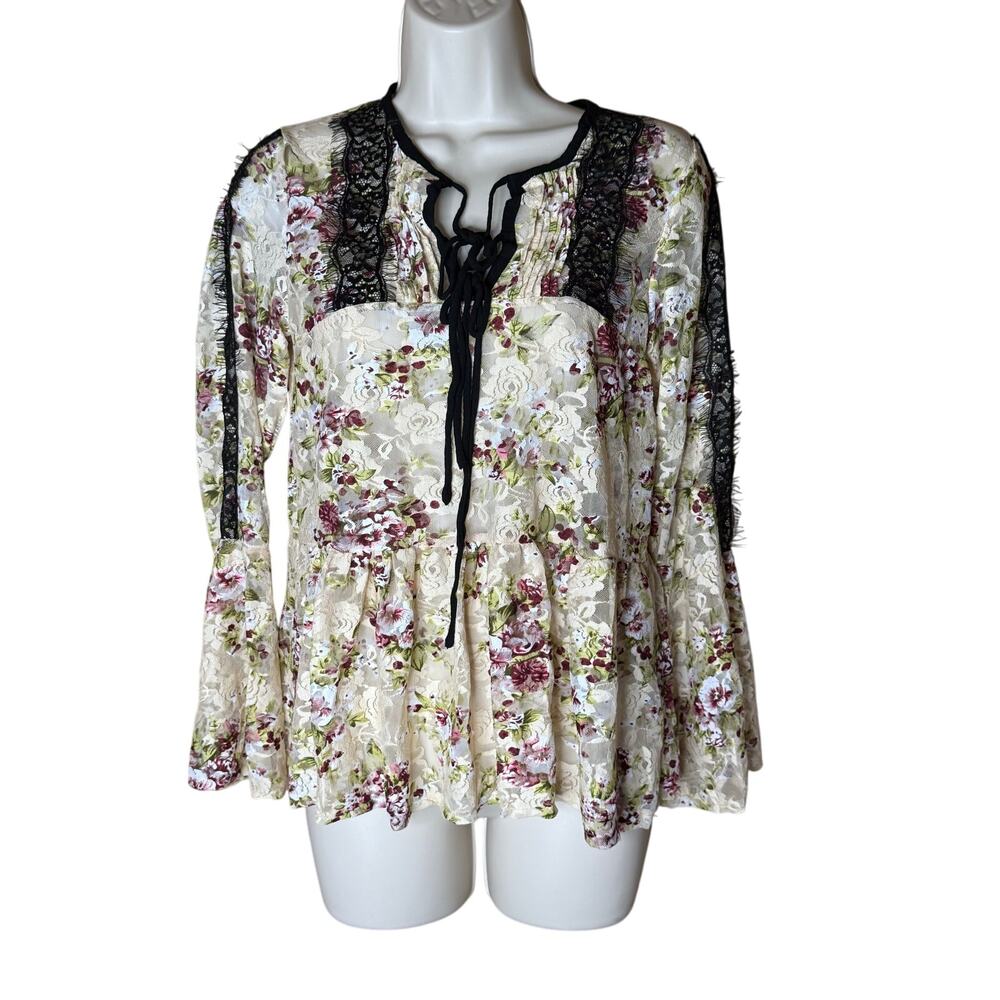 POL Cream Floral Lace Long Sleeve Top with Black Lace Trim S NWOT